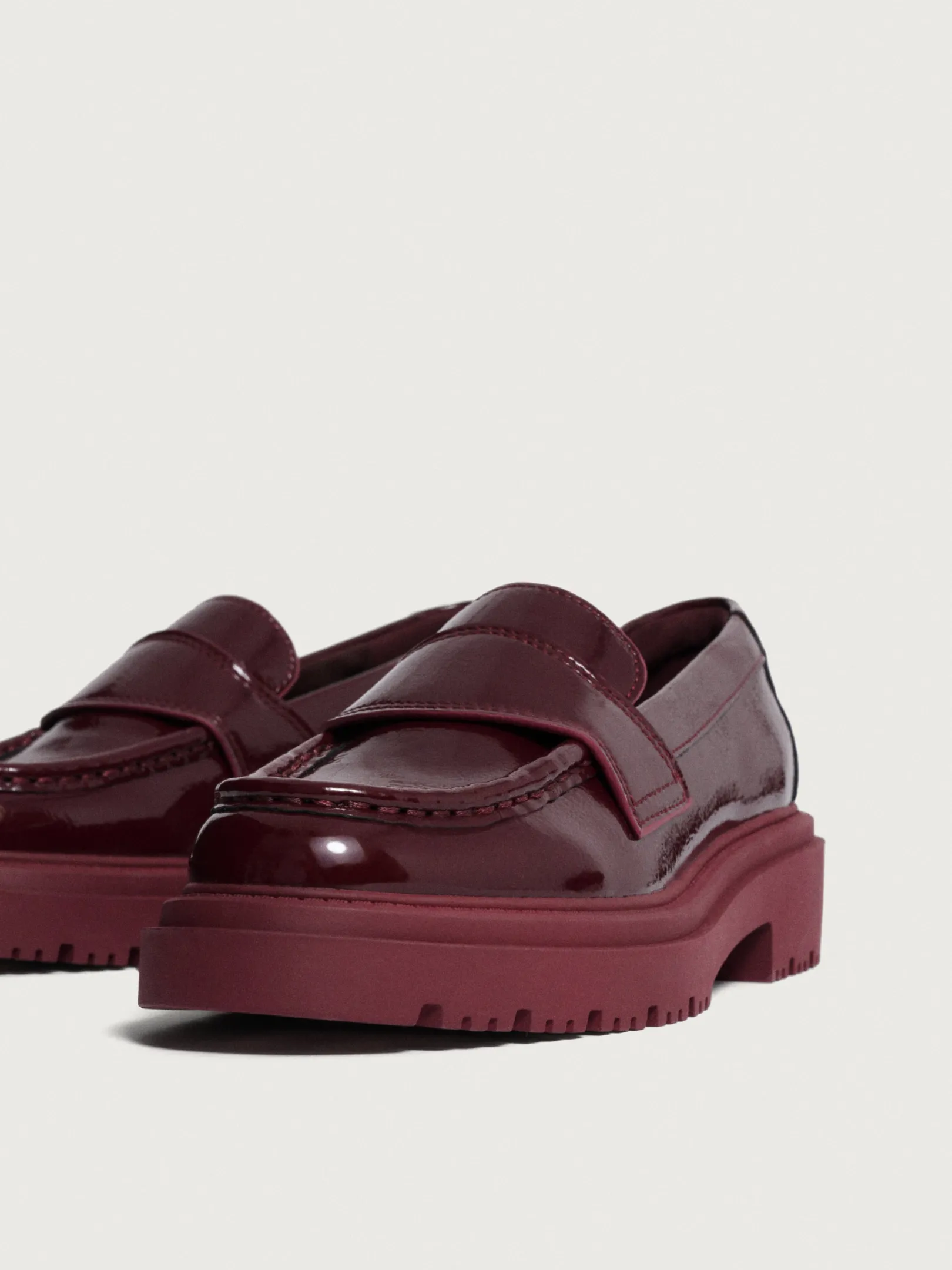 mocassin_school_vin_2.webp MOCASSIN SCHOOL VIN*HOFF Outlet