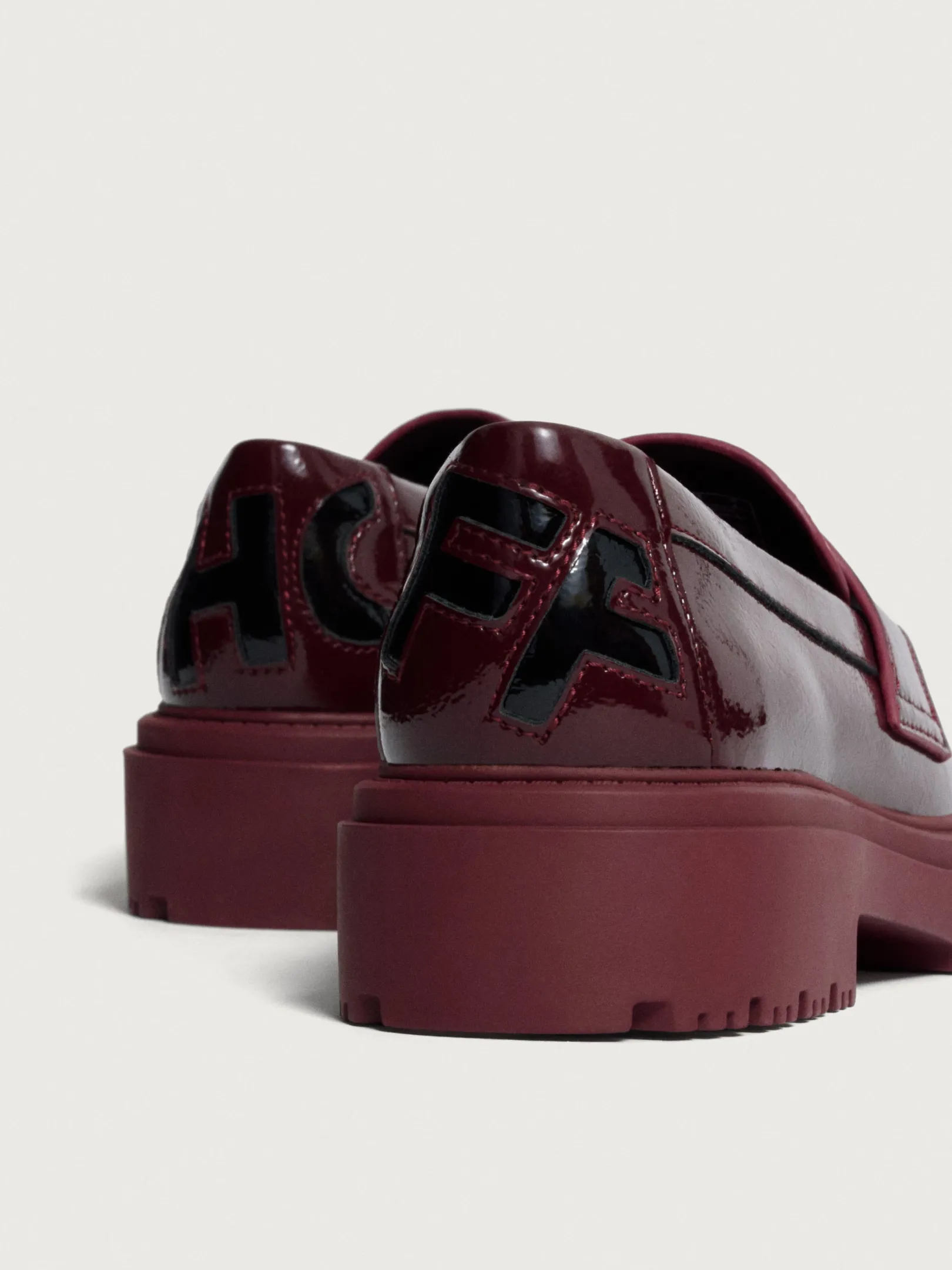 mocassin_school_vin_4.webp MOCASSIN SCHOOL VIN*HOFF Outlet